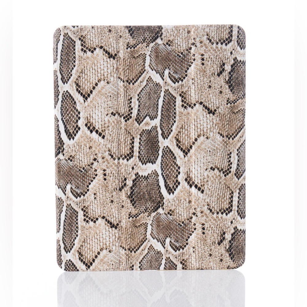 Chic Geeks‎ iPad Case Vegan Python Protective Cover for Pro 12.9 New in Box - Picture 2 of 9
